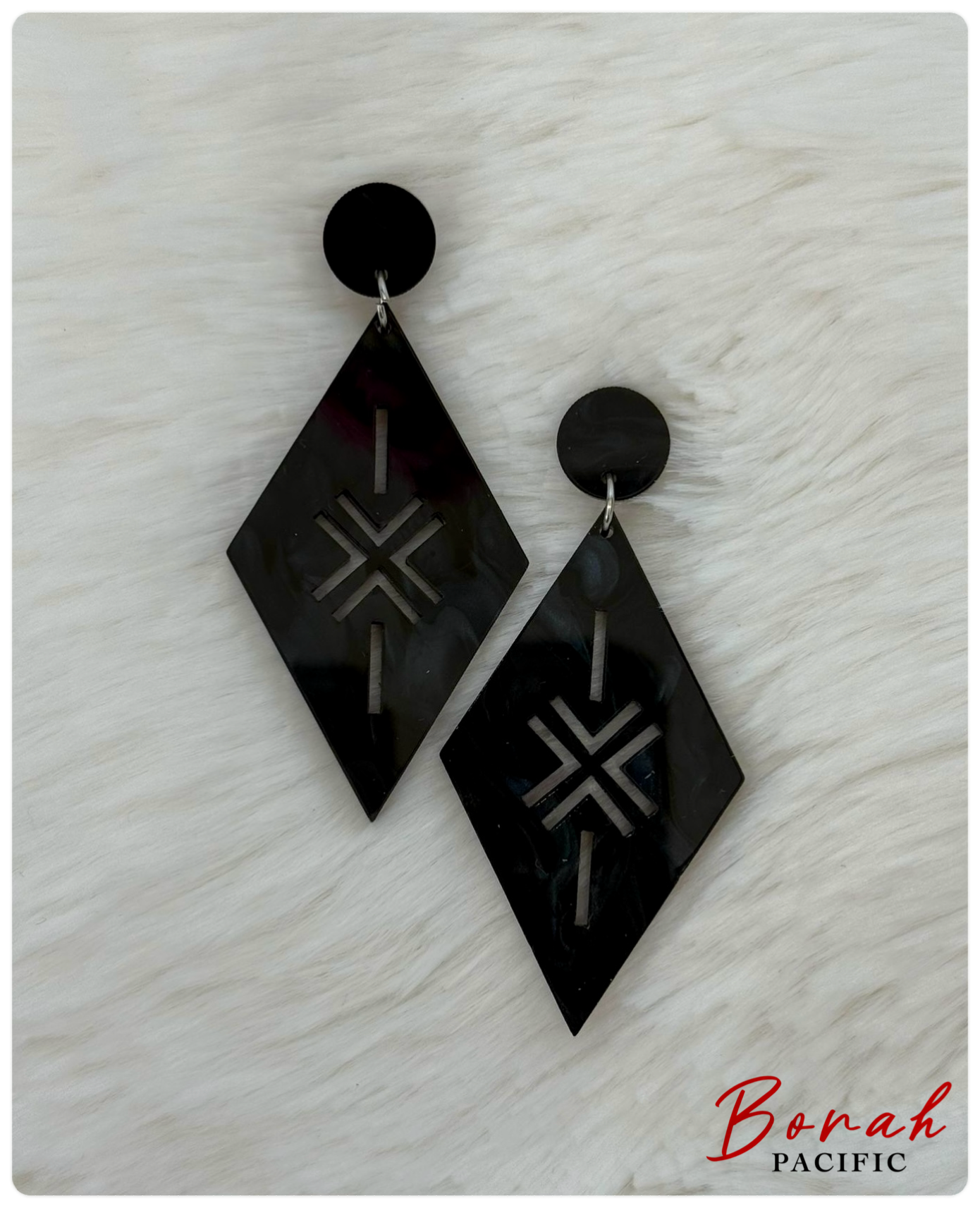 Le-TAIMANERA Earrings 🌺