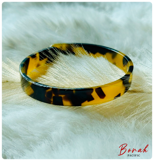 Le-LAUMEI Shell Bracelet (Plain Design)