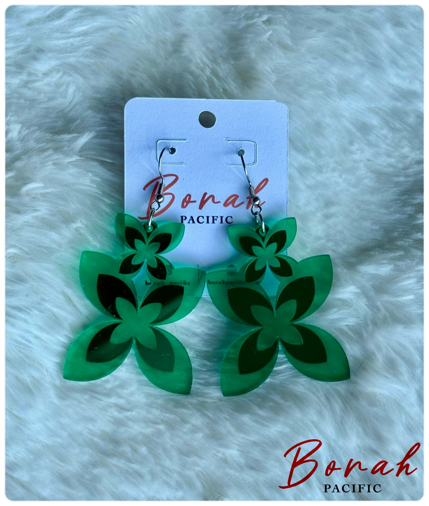 Le-WHĀNAU Earrings 🌺